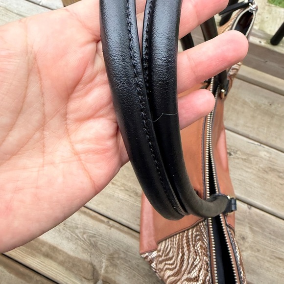 Banana Republic Brown and Patterned Tote - Picture 7 of 8